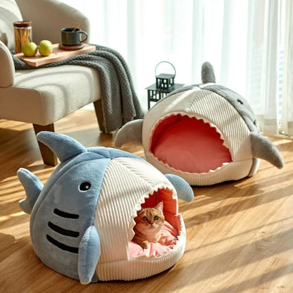 Luxury Plush Shark Pet Bed – Soft Cozy Enclosed Cat & Small Dog Bed, Warm Shark Cave House with Removable Cushion, Cute Sleeping Nest